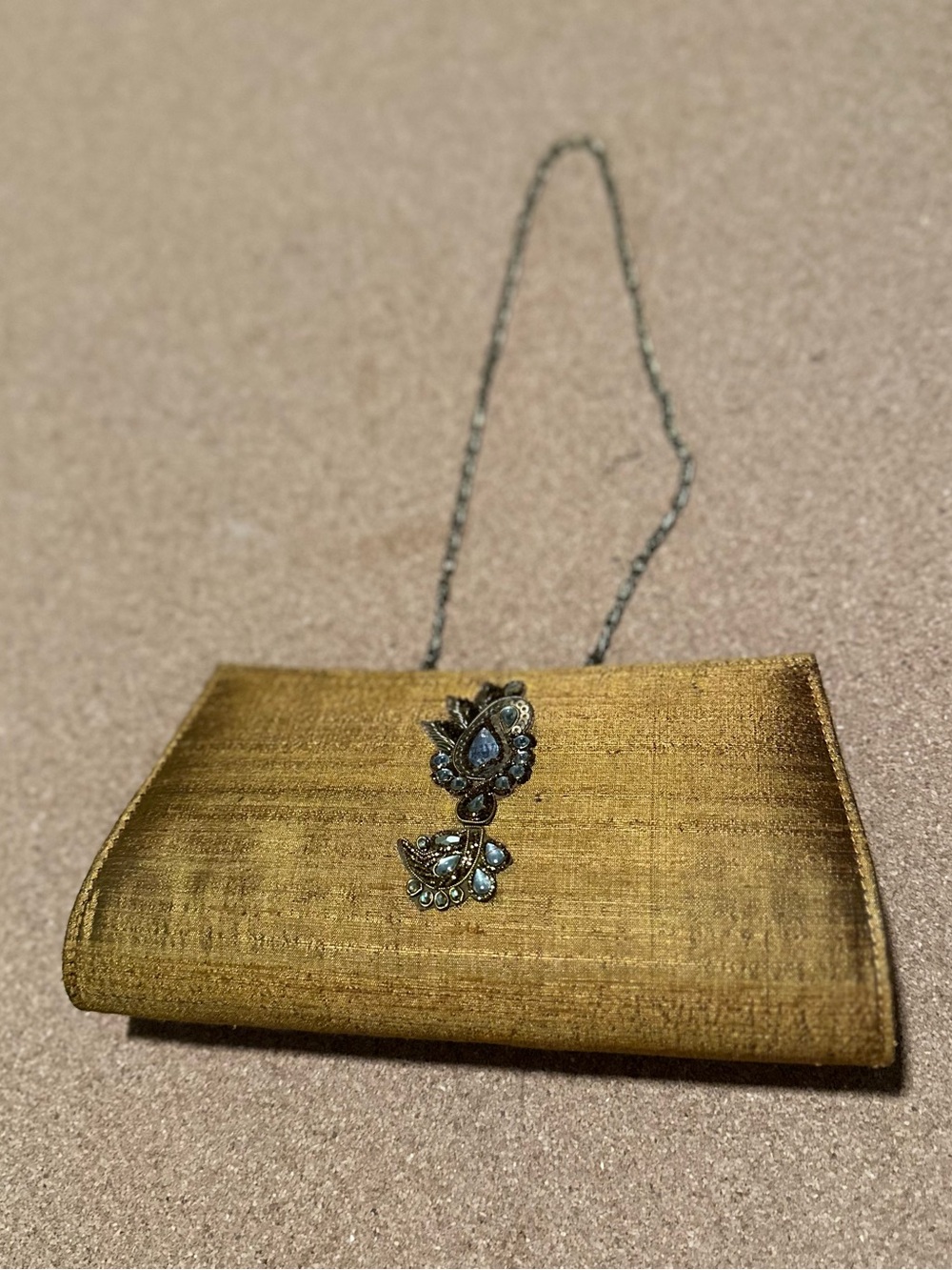 Vintage Gold Evening Clutch with Decorative Brooch